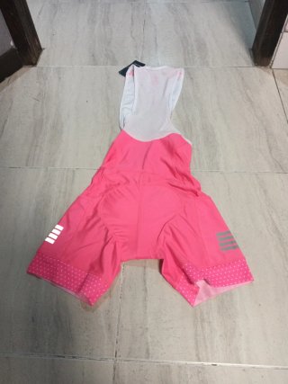 Mono de ciclismo rosa