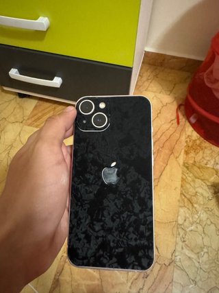 iPhone 13 Rosa + 21 Fundas + 2 Cables