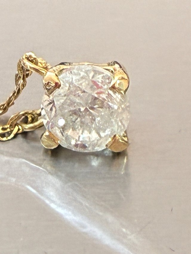 Punto de Luz Oro 18k Diamante 1.00 Ct Natural