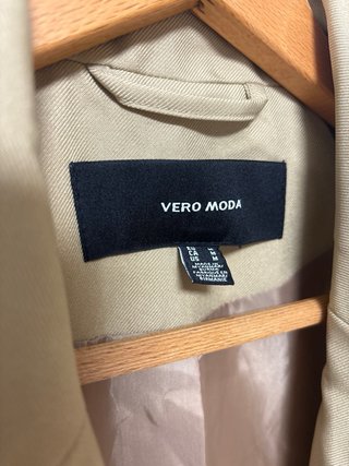 Gabardina larga Vero Moda beige