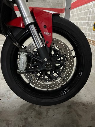 Ducati Monster 821 Stripe Roja