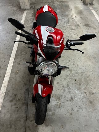 Ducati Monster 821 Stripe Roja
