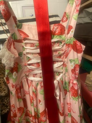 Vestido Lolita Fresas y Encaje