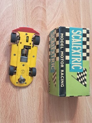 Coche Scalextric Sigma 4047
