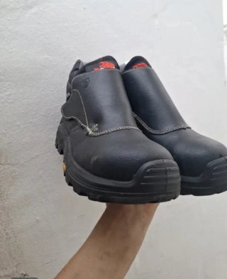 Botas de seguridad negras