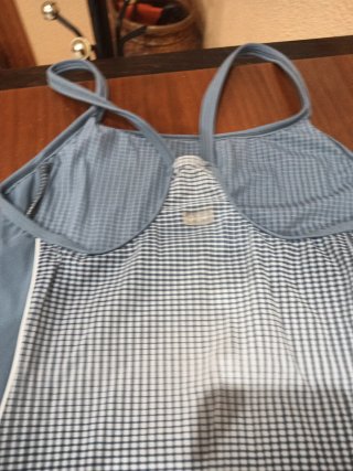 Bañador deportivo a cuadros azul y blanco