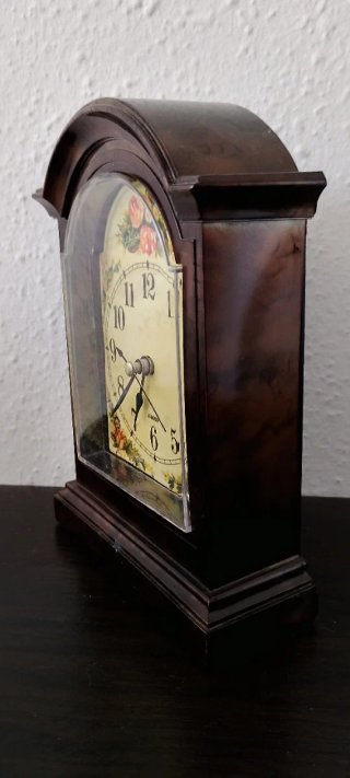 Reloj de sobremesa estilo vintage