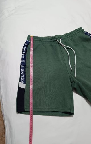 Pantalón Corto Kelme Varsity Verde – Talla L