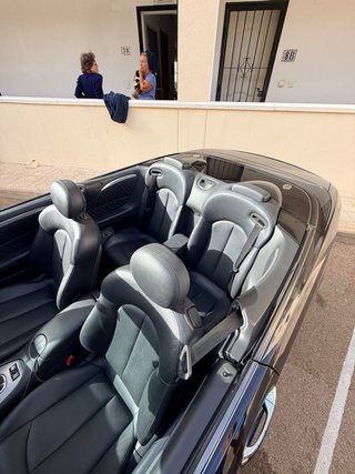 Mercedes-Benz  CLK 2005