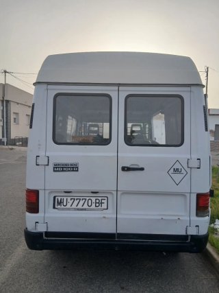 Furgoneta Mercedes B100 1991 blanco