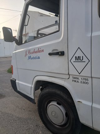 Furgoneta Mercedes B100 1991 blanco