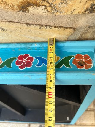 Mesa auxiliar decorada azul