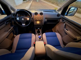 Volkswagen Caddy 2009