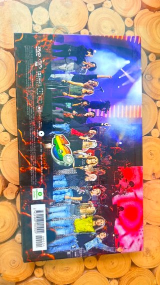 CD 6 Edición Limitada En Concierto