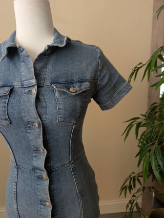 Vestito da donna in denim taglia S