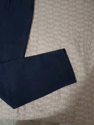 Pantalón azul marino talla 40