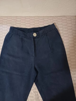 Pantalón azul marino talla 40