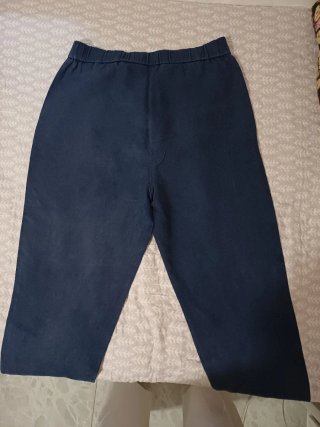 Pantalón azul marino talla 40