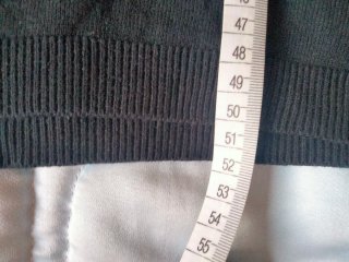 Jersey negro de cuello alto de Pull & Bear.