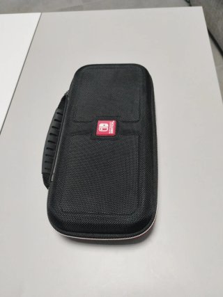 Funda Nintendo Switch Negra