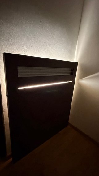 Cabecero de cama con luz LED