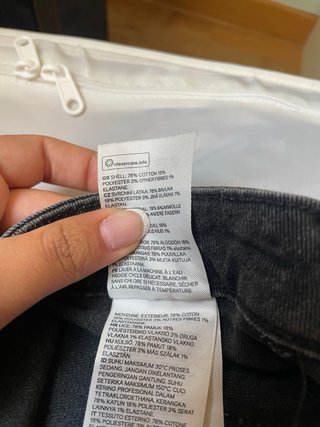 Pantalones cortos negros vaqueros