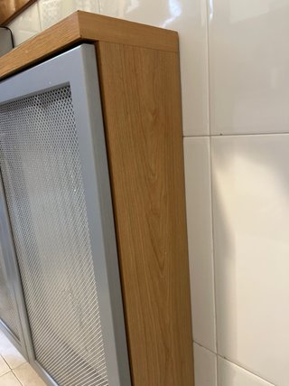 Mueble cubre radiador con tapa madera/puertas gris