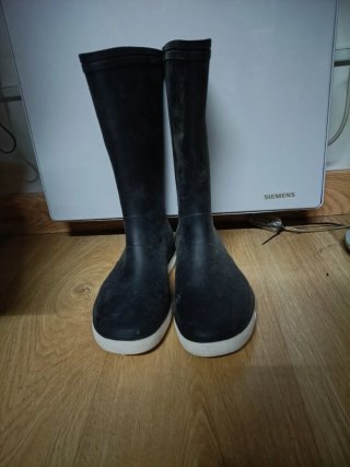 Botas de agua negras