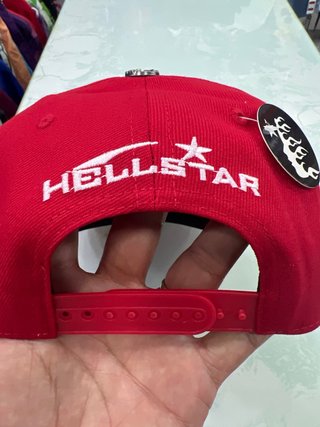 Gorra Hellstar Roja con Brillantes
