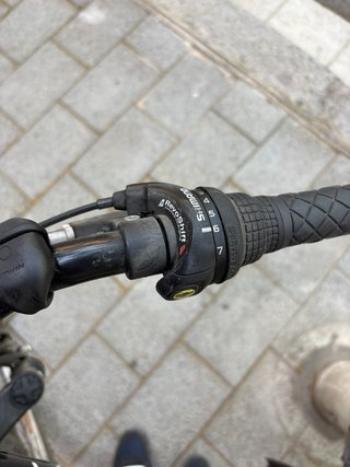 Bicicleta Rockrider Negra y Blanca