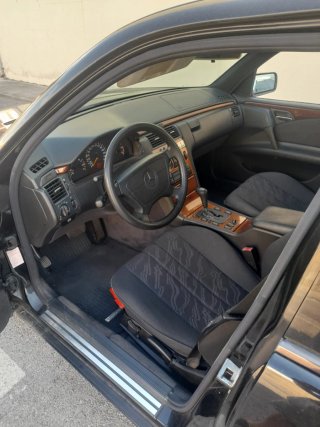 Mercedes-Benz Classe E (214) 1998