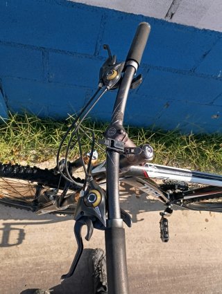 Bicicleta da montagna Trek serie 4