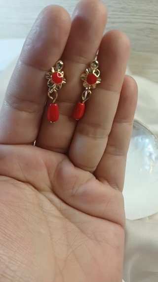Pendientes Vintage Oro 18k Coral