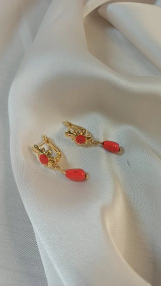 Pendientes Vintage Oro 18k Coral