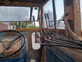 Brazo desbrozador para tractor