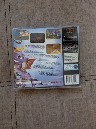 Dragon Ball Z: Ultimate Battle 22 PS1 e SPYRO 2