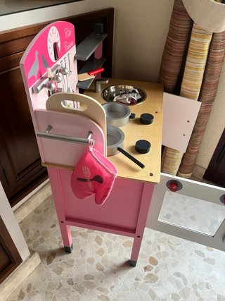 Cocinita de juguete Janod rosa