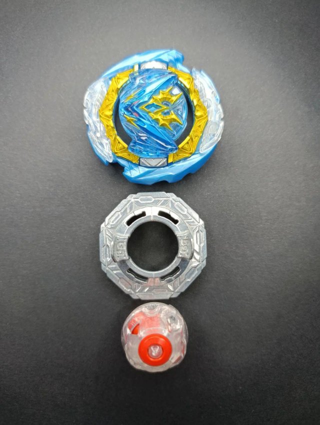 Beyblade Burst Cyclone Belial Takara Tomy