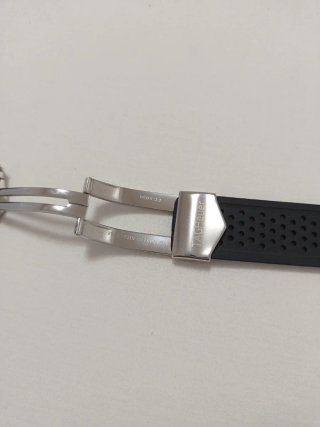 Cinturino Tag Heuer nero con fibbia