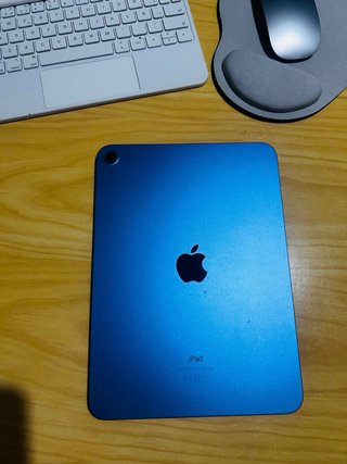 iPad 10ª Gen Azul 256GB + Accesorios