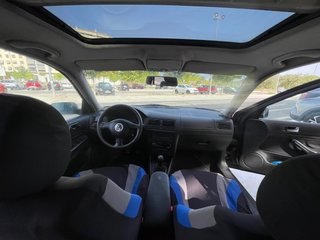 Volkswagen Golf 2001