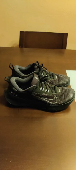 NIKE TRAIL TALLA 42