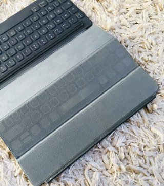 Funda Teclado Smart Keyboard Folio iPad 7ª Gen