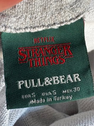 Pantalón chándal Stranger Things 87 Pull&Bear