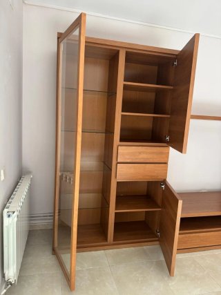 Mueble de comedor de caoba