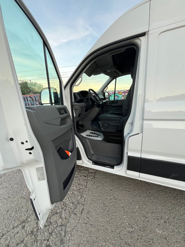 Volkswagen Crafter 2024 L3H3 65.000 KM