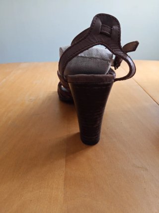 Sandalias tacón piel Massimo Dutti Talla 36