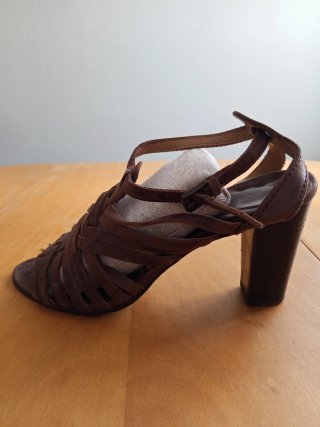 Sandalias tacón piel Massimo Dutti Talla 36