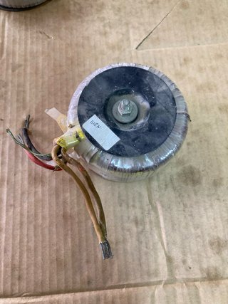 Transformador Toroidal 230v a 10v.