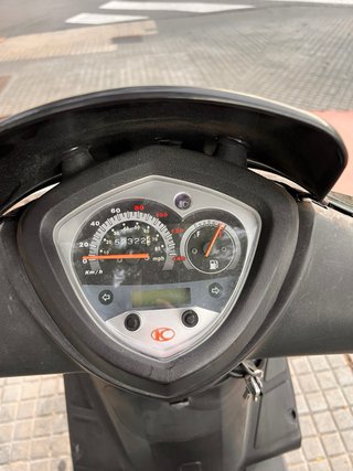Kymco Agility City 125 Scooter Negra